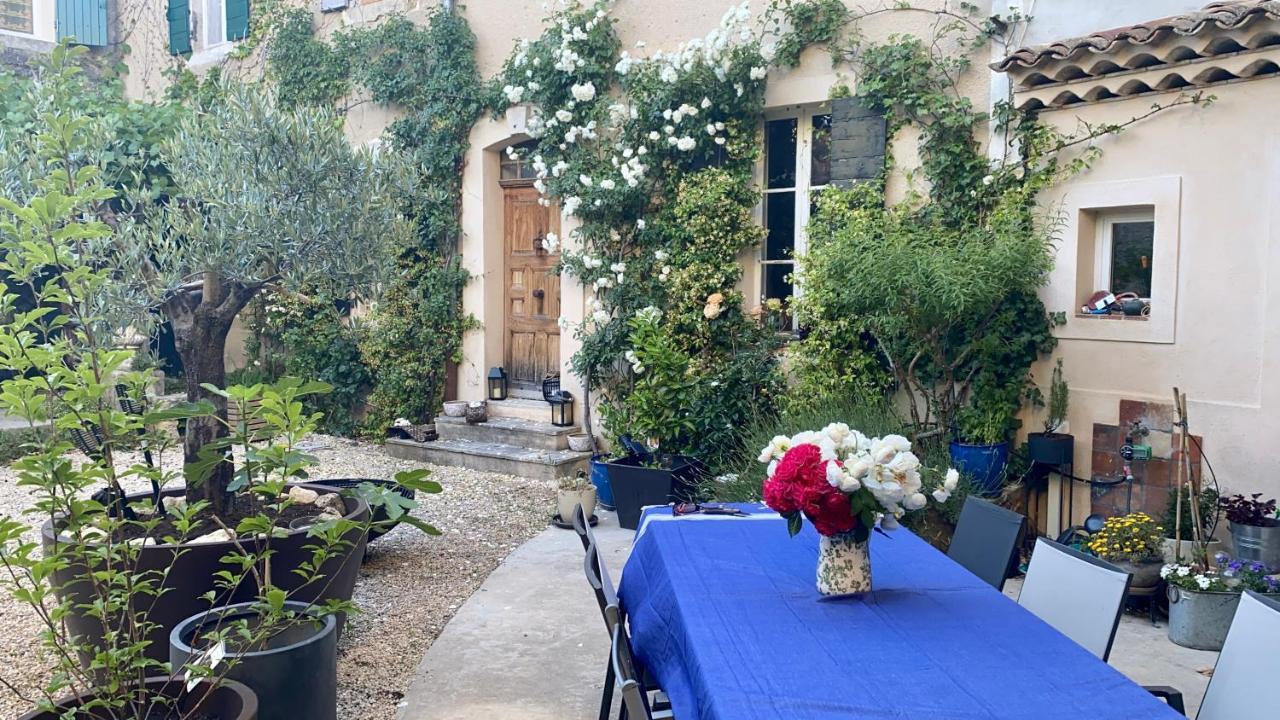 Maison Lou Roucas Cabrieres-d'Aigues Eksteriør billede